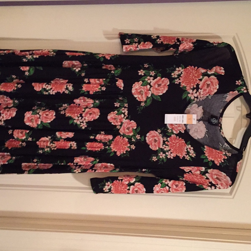 Agnes and Dora Oakley dress